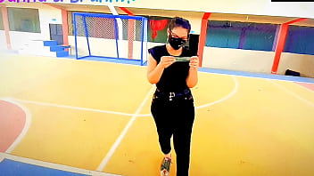 Estudiante latina de gran culo folla por dinero con su profesor de colegio