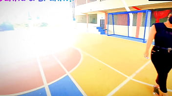 Estudiante latina de gran culo folla por dinero con su profesor de colegio