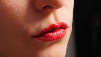 526 sensual battle red lipstick vs your cock