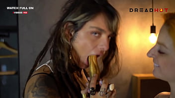 Minha amiga chegou com uns toys novos pra gente eu amei brincar com ela dread hot