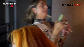 Minha amiga chegou com uns toys novos pra gente eu amei brincar com ela dread hot