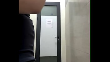 Crazy fucking in the gym