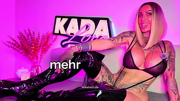 Mega milf fickt kunden ohne kondom