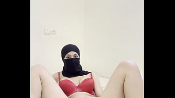 Niqab Hijab Arab Girl Masturbates Pussy Play Clit Rub Erotic Muslim Solo Fantasy thumbnail