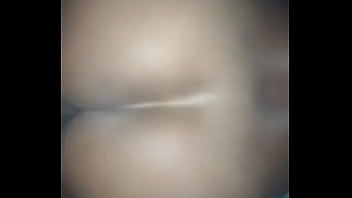 Não aguentei joguei tudo dentro dela