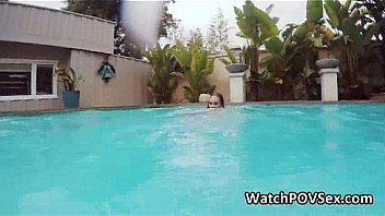 Homemade fuck vid in the pool