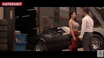 Sensual hardcore fucking for voluptuous babe Sensual hardcore fucking for voluptuous babe