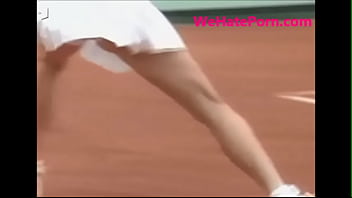 A collection of 90s sports oops upskirt moments