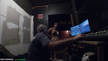 Nu moon in with deejay private moment with west bonanza