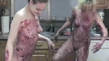 Everybody say love pie