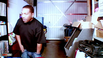 Petite zoe voss takes on shorty mac's massive challenge