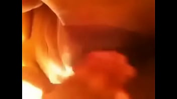 She playing with pussu