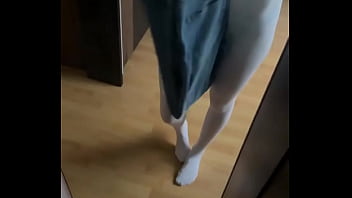 Good morning today in white nylon tights •if you want to see more check out of ️#feet #feetworld #fe