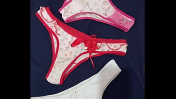 Calcinha da irmãzinha linda de 18 anos