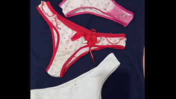 Calcinha da irmãzinha linda de 18 anos