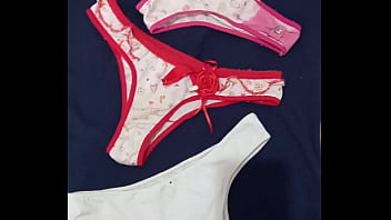 Calcinha da irmãzinha linda de 18 anos