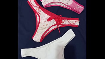 Calcinha da irmãzinha linda de 18 anos