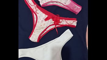 Calcinha da irmãzinha linda de 18 anos