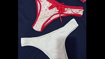 Calcinha da irmãzinha linda de 18 anos