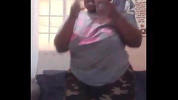 Bad girl twerking to dancehall