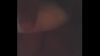 Mi novia argentina masturbándose