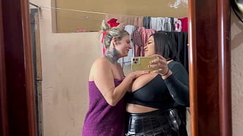 Peguei Minha Inquilina Se Masturbano E Se Tocando No Quintal De Casa Ela Disse Que Estava Gravando Video Porno Não Aguentei E Participei thumbnail