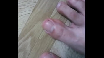 Mis Pies Again thumbnail