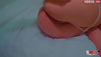 Tight waist and big ass from an old stepmom for anal sex