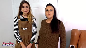 Petite brunette pamela morrison gypsy dildo fucks her pussy and gives a bj