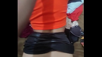 Jovencita se entraga a delivery sin condon