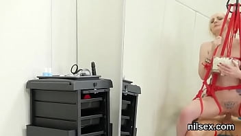 Mad cockslut gets her fuckholes spread and toughly nailed