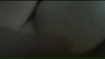 Me muestra su vagina