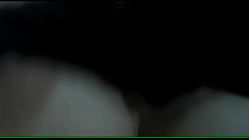 Me muestra su vagina