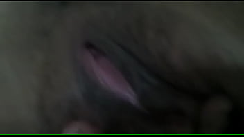 Me muestra su vagina