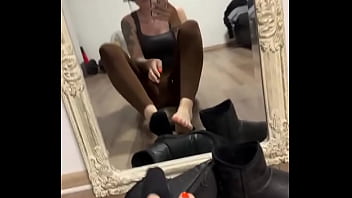 Hello look at my sweaty feet and enjoy full video on of #socks #boots #bootsfetish #blacksocks #pedsocks #feet