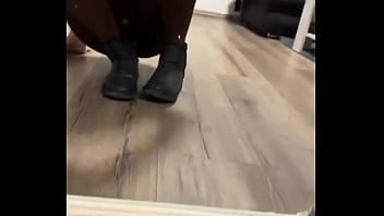 Hello look at my sweaty feet and enjoy full video on of #socks #boots #bootsfetish #blacksocks #pedsocks #feet