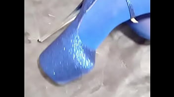 Milf perfect body with pantyhose and eight inch heels