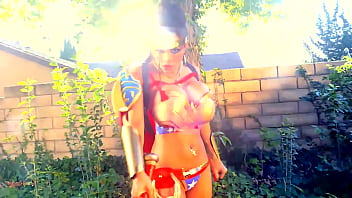Wonder woman big tits cosplay