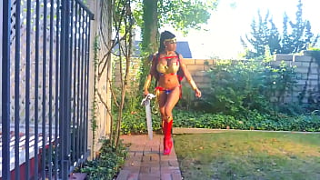 Wonder woman big tits cosplay