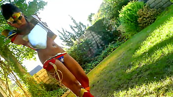 Wonder Woman Big Tits Cosplay thumbnail