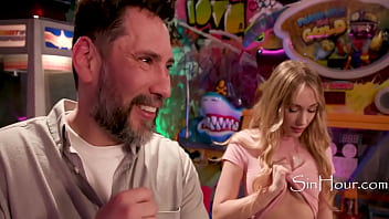 Stepdaughter seduces stepfather in empty arcade