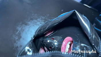 Latex a submissive's best nightmare