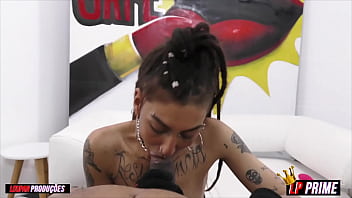 A deusa roots gritando com pau socado no cu caroleta roots lp produções