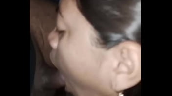 Mi amante me penetra y me encanta como me la mete y le dejo seca la verga