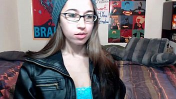 Teen alexxxcoal masturbating on live webcam