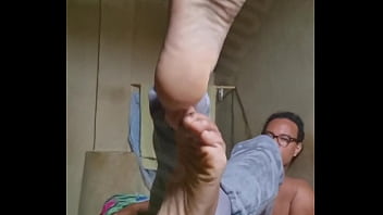 Pig 1 Big Feet thumbnail