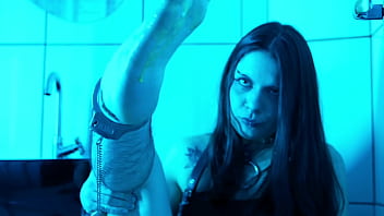 Dirty toes and soles for a snack