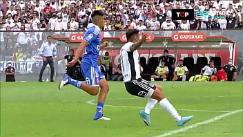 Colo colo coloca en 4 a la u de chile