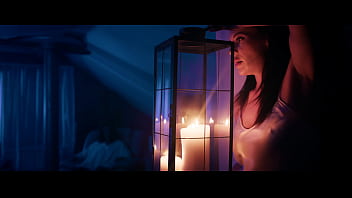 Горячая Милфа трахнулась с Домовым в ночь на Хэллоуин