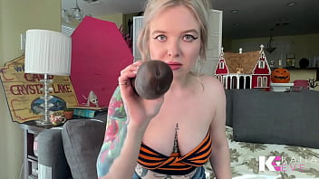 Plugged prostate meat puppet while sucking my cock